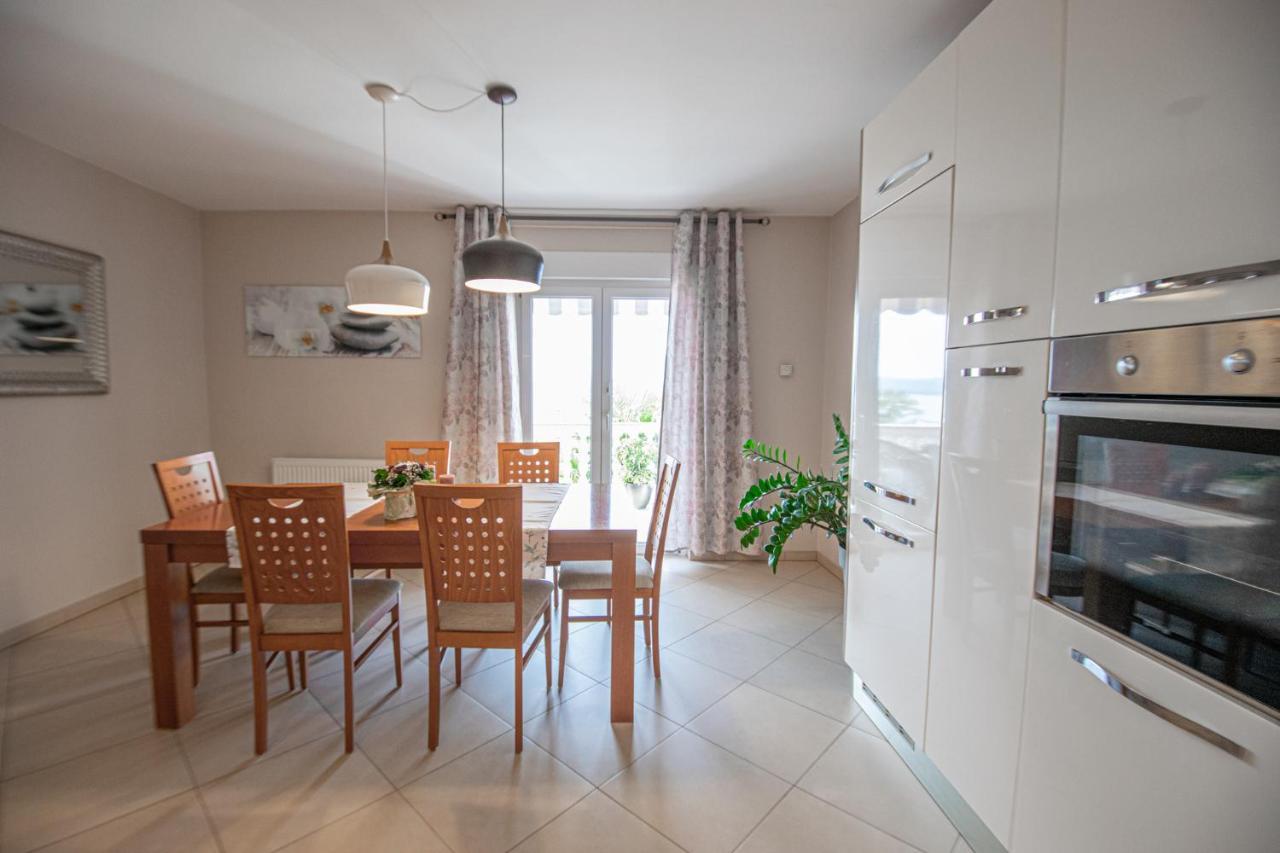 Two-Bedroom Apartment In Crikvenica Xcvii Exteriör bild